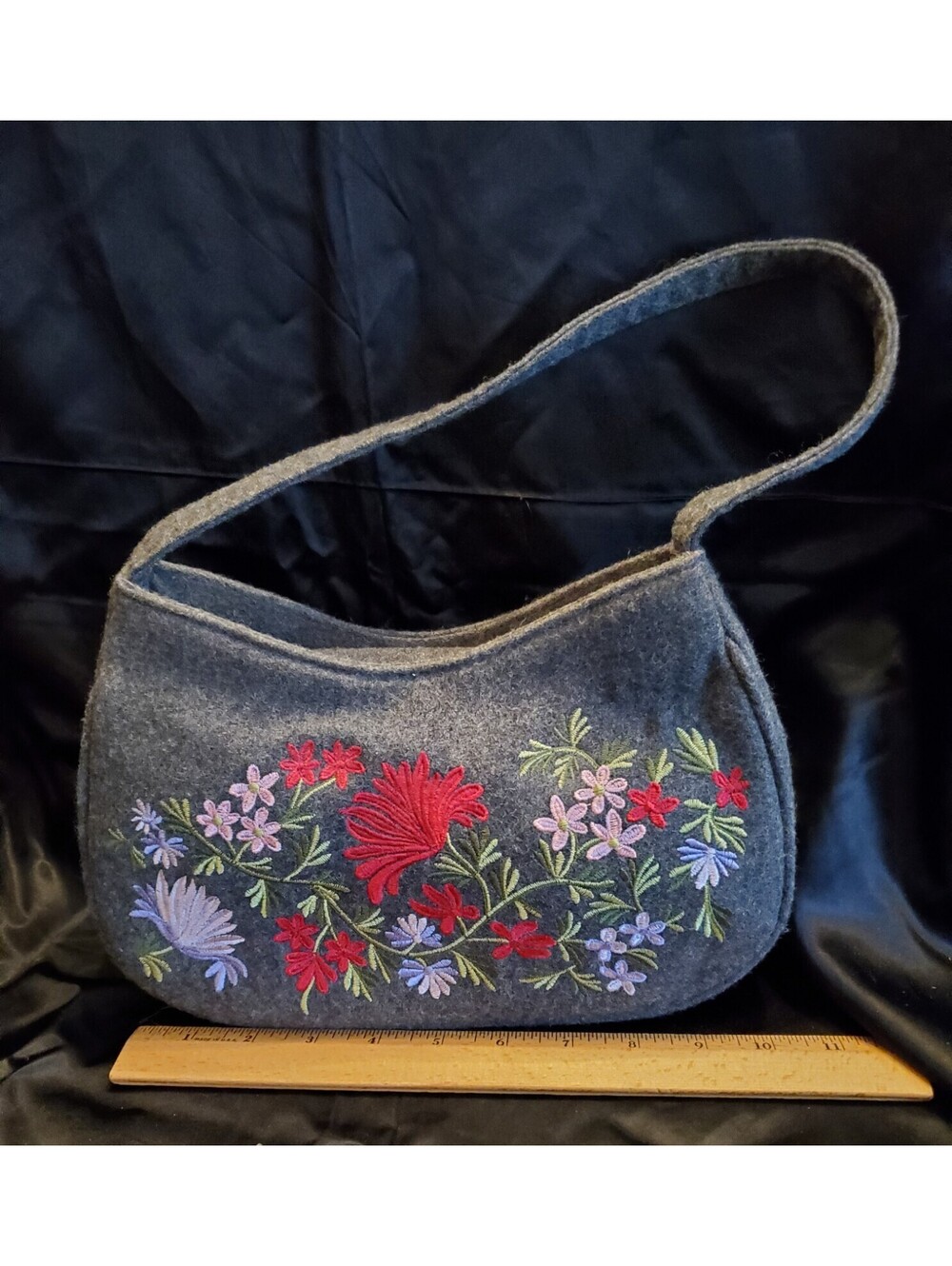 Vtg Valerie Stevens Embroidered Wool Felted Purse